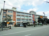 高岡市立芳野中学校