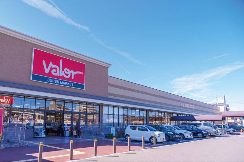 バロー高岡木津店